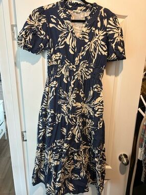JODIFL Navy & Cream Floral Tiered Midi Dress with Puff Sleeves